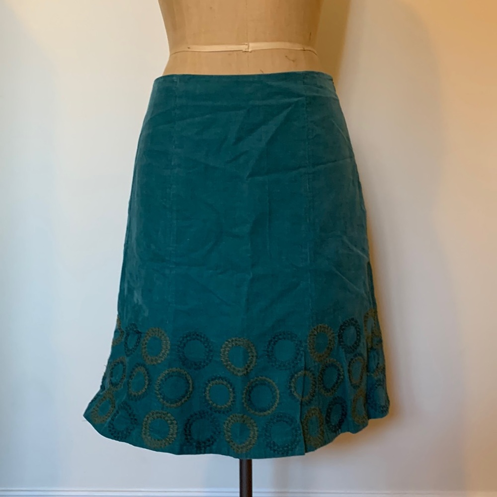 Boden women’s corduroy skirt, size US 8R